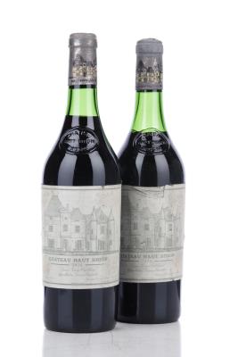 HAUT BRION 1974 - Mc  - 2 Bottles