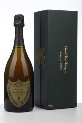 DOM PERIGNON 1990 - Moet & Chandon - 1 Bottle - Oc 1 Damaged