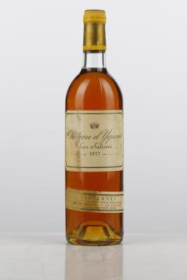 YQUEM 1977 - 1 Bottle
