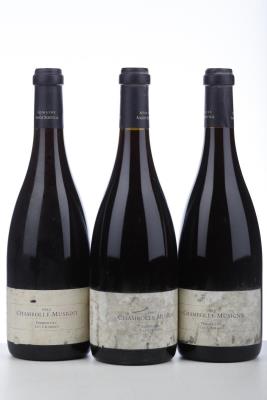 CHAMBOLLE MUSIGNY LES CHARMES 2002 - Amiot Servelle - 3 Bottles
