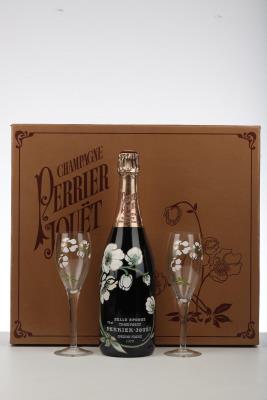 PERRIER JOUET BELLE EPOQUE 1979 - Perrier Jouet - 1 Bottle - Giftbox with 4 Glcs