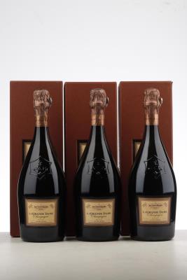VEUVE CLICQUOT LA GRANDE DAME ROSE 1988 - Veuve Cliquot  - 3 Bottles - Oc 1