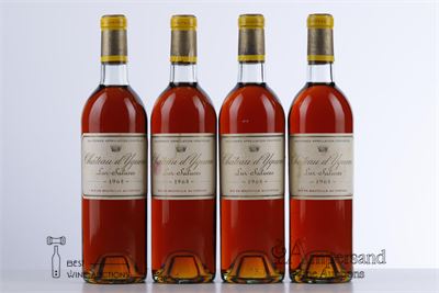 YQUEM 1968 - 8 Bottles