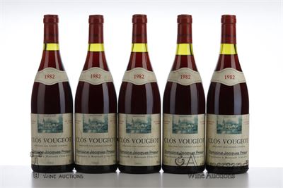 CLOS VOUGEOT 1982 - Jacques Prieur - 9 Bottles