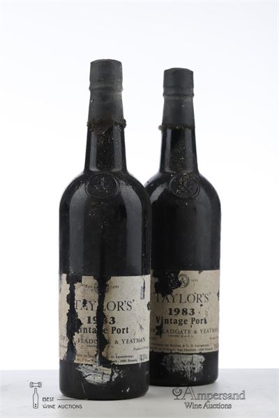 TAYLORS VINTAGE PORT 1983 - Taylors - 2 Bottles