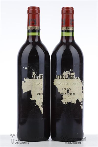 MALARTIC LAGRAVIERE 1982 - Mc - 2 Bottles