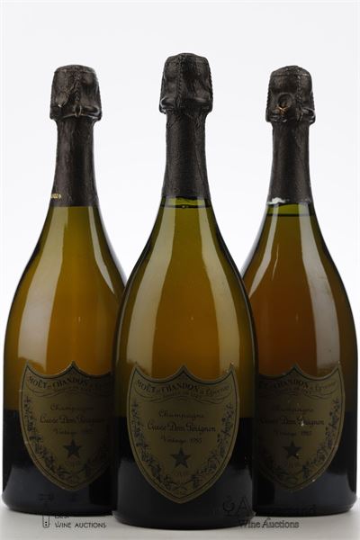 DOM PERIGNON 1985 - Moet et Chandon - 3 Bottles