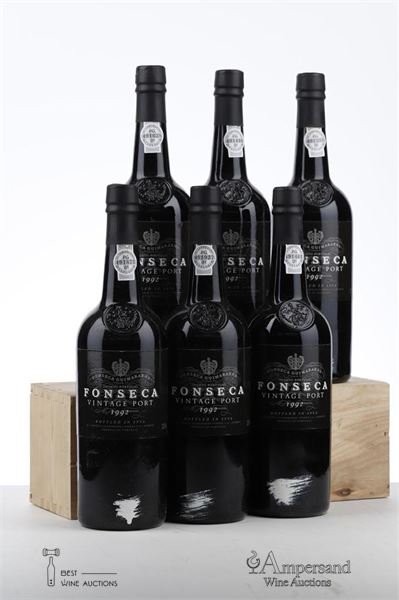FONSECA VINTAGE PORT 1992 - Fonseca - Bottled in 1994 - 6 Bottles - Owc 6