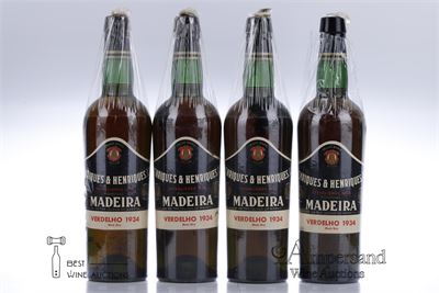 MADEIRA HENRIQUES VERDELHO MEDIUM DRY 1934 - Henriques & Henriques - 4 Bottles