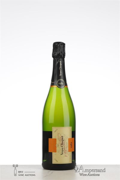 VEUVE CLICQUOT VINTAGE BRUT CAVE PRIVEE 1982 - Veuve Clicquot - 1 Bottle