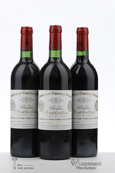 CHEVAL BLANC 1982 - Mc - 3 Bottles