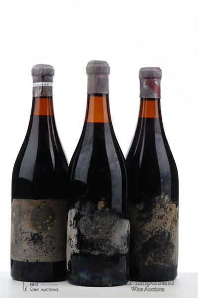 CLOS DE TART Presumed 1947 or 1955 - Vandermeulen - 3 Bottles