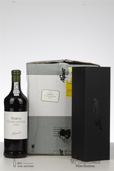 NIEPOORT GARRAFEIRA PORT 1987 - Niepoort - 6 Bottles - Owc 6