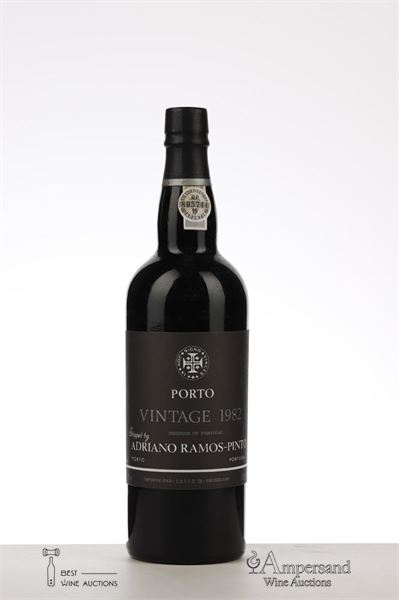 ADRIANO RAMOS PINTO VINTAGE PORT 1982 - Adriano Ramos Pinto - 1 Bottle