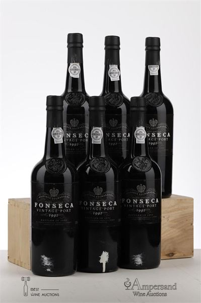 FONSECA VINTAGE PORT 1992 - Fonseca - Bottled in 1994 - 6 Bottles - Owc 6