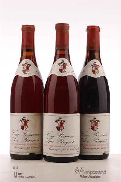 VOSNE ROMANEE AUX REIGNOTS 1976 - Caves Desilly - 3 Bottles