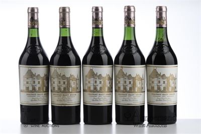 HAUT BRION 1975 - 10 Bottles - Owc 12
