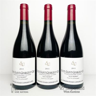 NUITS ST GEORGES AUX THOREY 2011 - Sylvain Cathiard - 3 Bottles