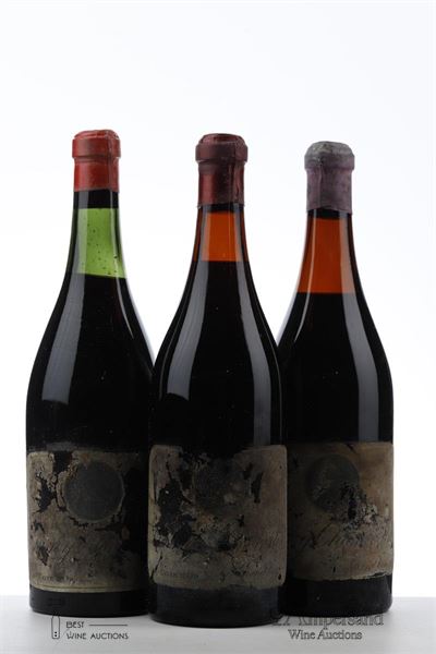 GEVREY CHAMBERTIN Presumed 40ties or 50ties - Vandermeulen - 3 Bottles