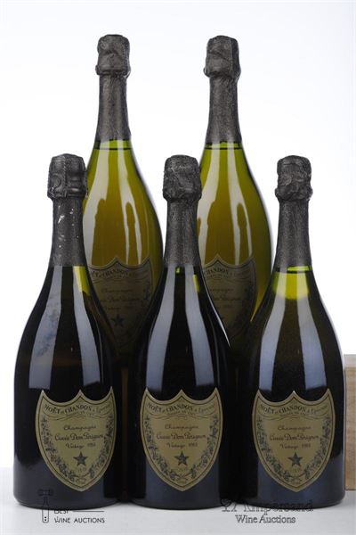 DOM PERIGNON 1983 - Moet et Chandon - 5 Bottles - Oc1
