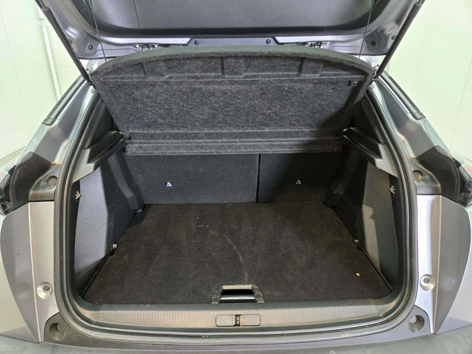 Peugeot 2008 1.2 PureTech Allure | 2021 | 97.862 km | Automaat | JBB86R | NAP: Geen oordeel