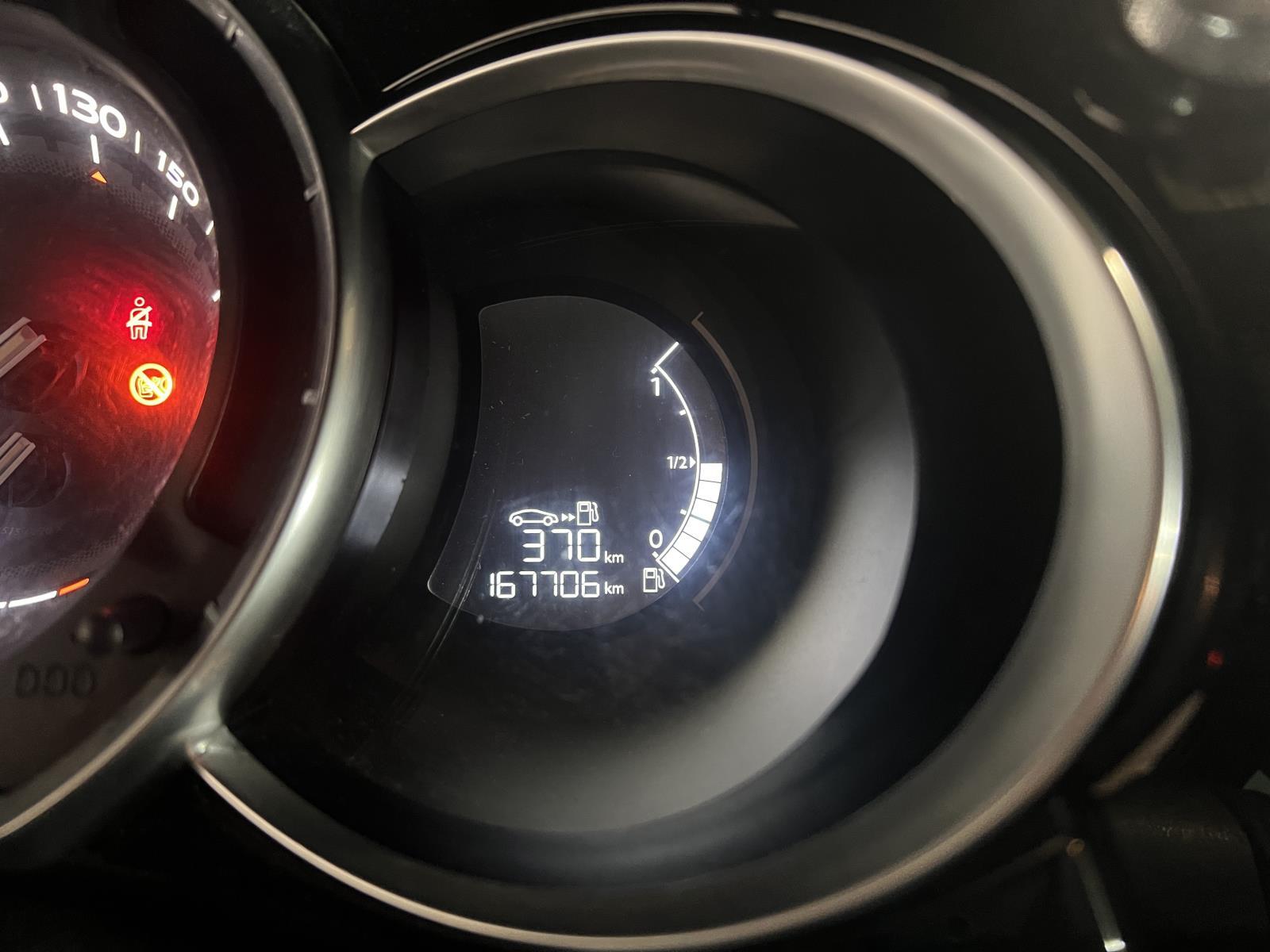 Citroën | DS3 | 1.2 VTi Chic | 2013 | 167,706 km | 3SBD58 | Logical