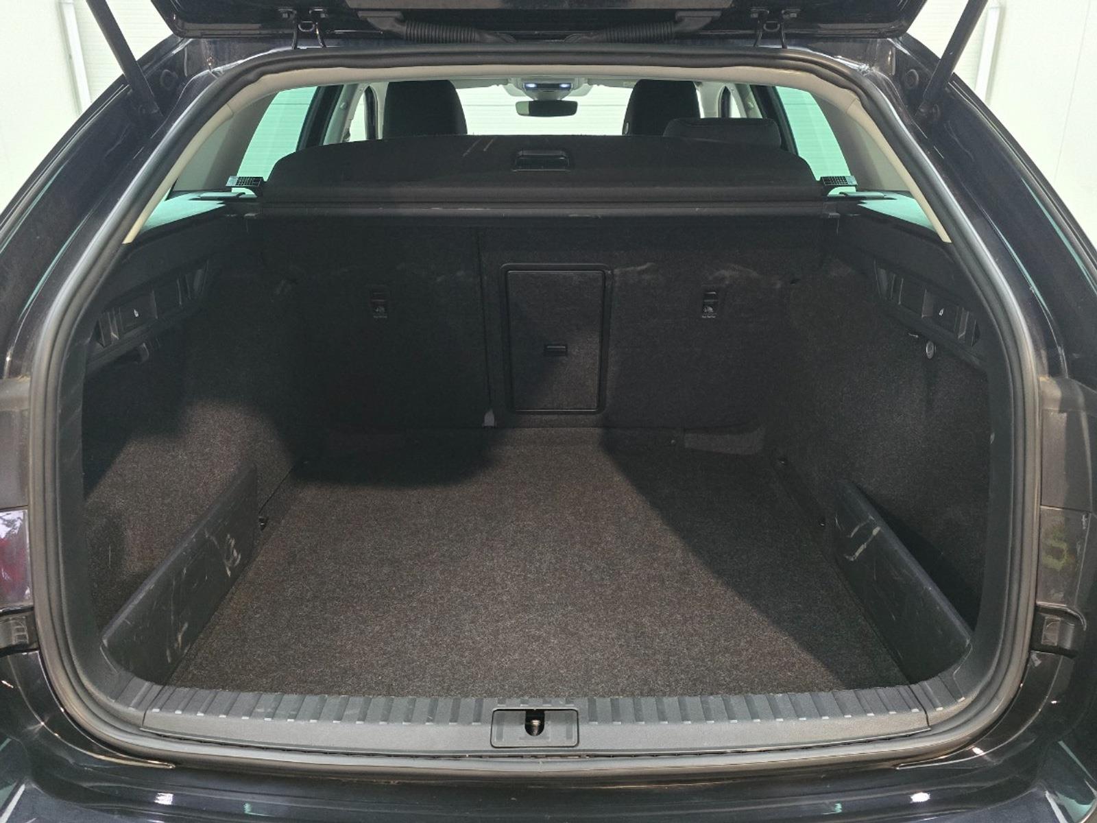 Skoda Octavia Combi 2.0 TDI Station Wagon | 2021 | 211,711 km | Automatic | GKB33K | NAP: No rating