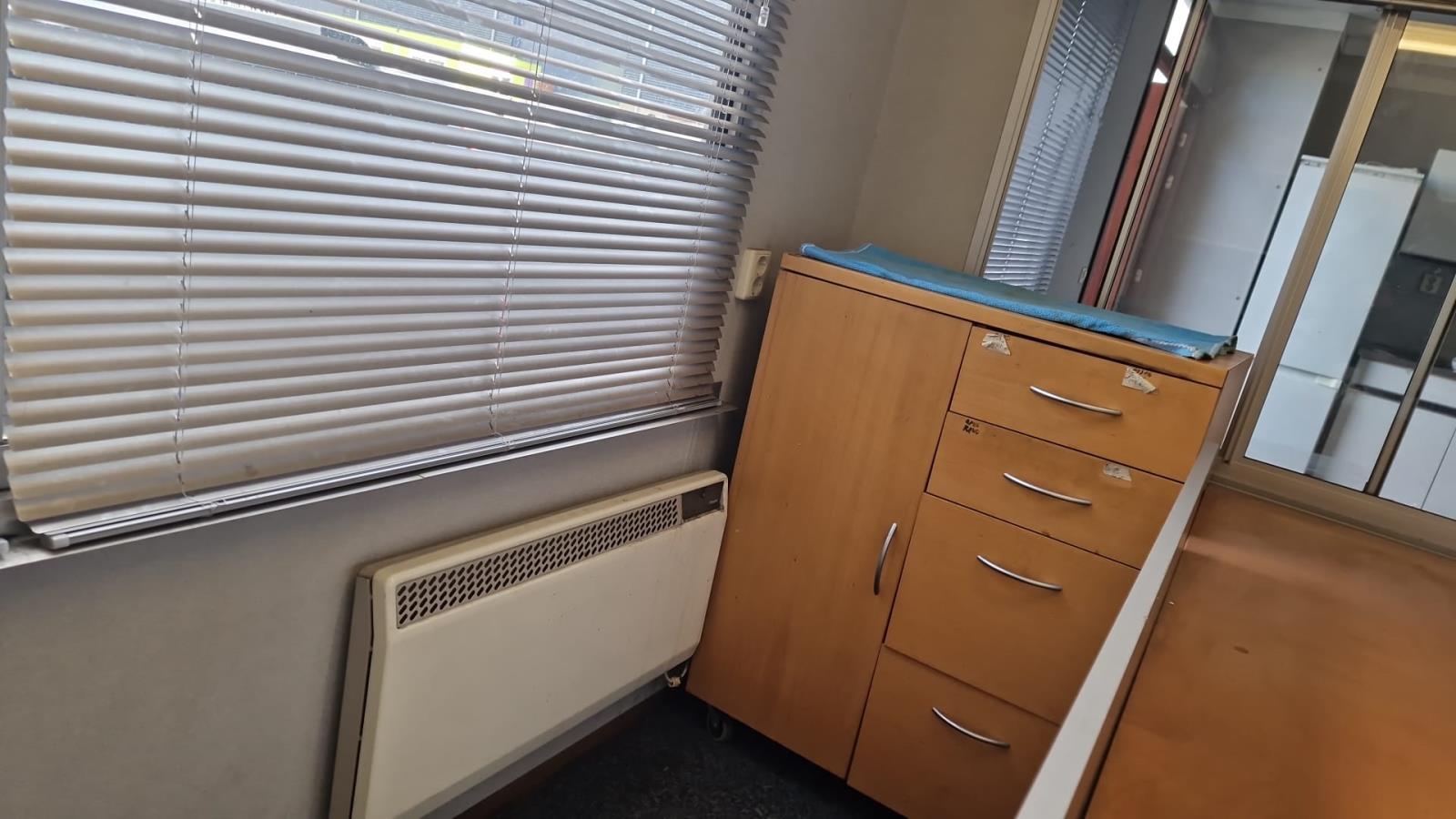 Kantoor Unit met wc 