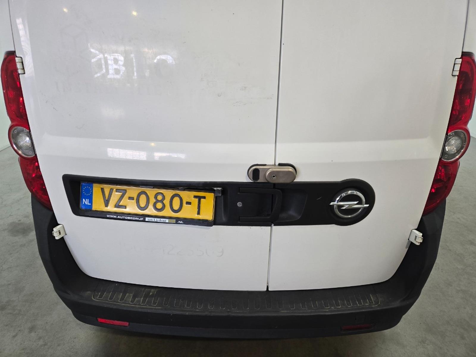 Opel Combo 1.6 CDTi L2H1 Sport | 2016 | 197.982 km | VZ080T | NAP: Logisch