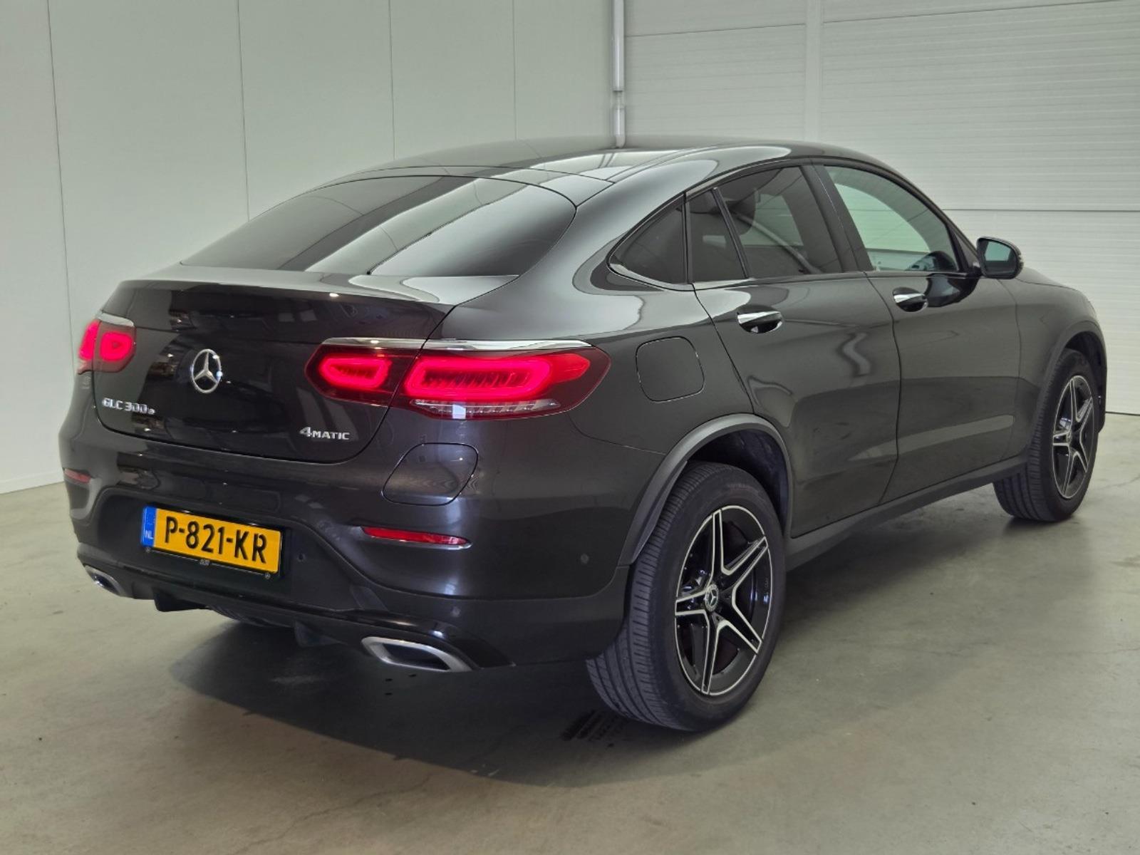 Mercedes-Benz GLC-klasse Coupé 300e 4MATIC Business Solution AMG | 2022 | 78.445 km | Automaat | P821KR | NAP: Logisch