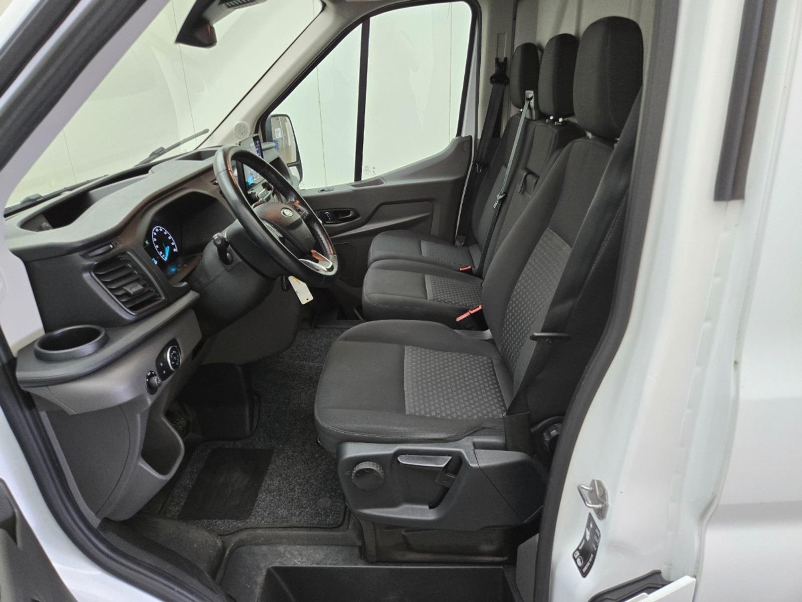 Ford Transit 350 2.0 TDCI L4H3 Trend RWD | 2021 | 95.789 km | VJK59D | NAP: Logisch