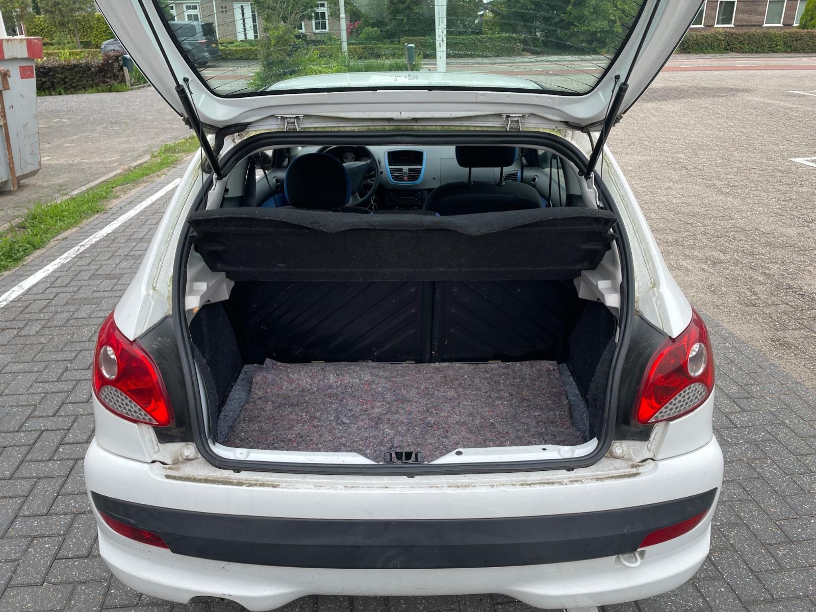 Peugeot 206 + 1.1 Accent | 2011 | 65.442 km | 23TPF9 | NAP: Onlogisch