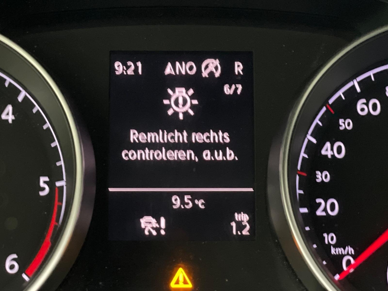 Volkswagen Golf 2.0 TDI Highline Business R | 2019 | 183.707 km | Automaat | Z403NZ | NAP: Geen oordeel
