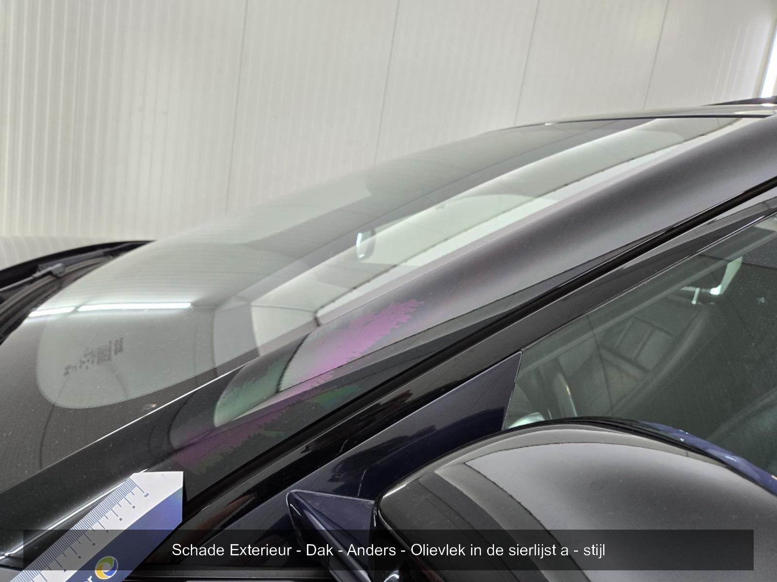 Land Rover Range Rover Evoque 2.0 D150 AWD R-Dynamic SE | 2020 | 148.249 km | Automaat | R027KF | NAP: Geen oordeel