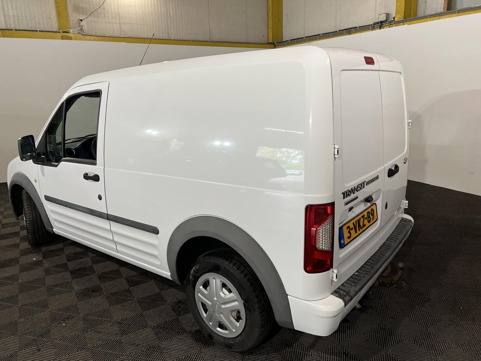 Ford | Transit Connect | T200S 1.8 TDCi Trend | 2011 | 216.310 km | 3VKZ89 | Logisch