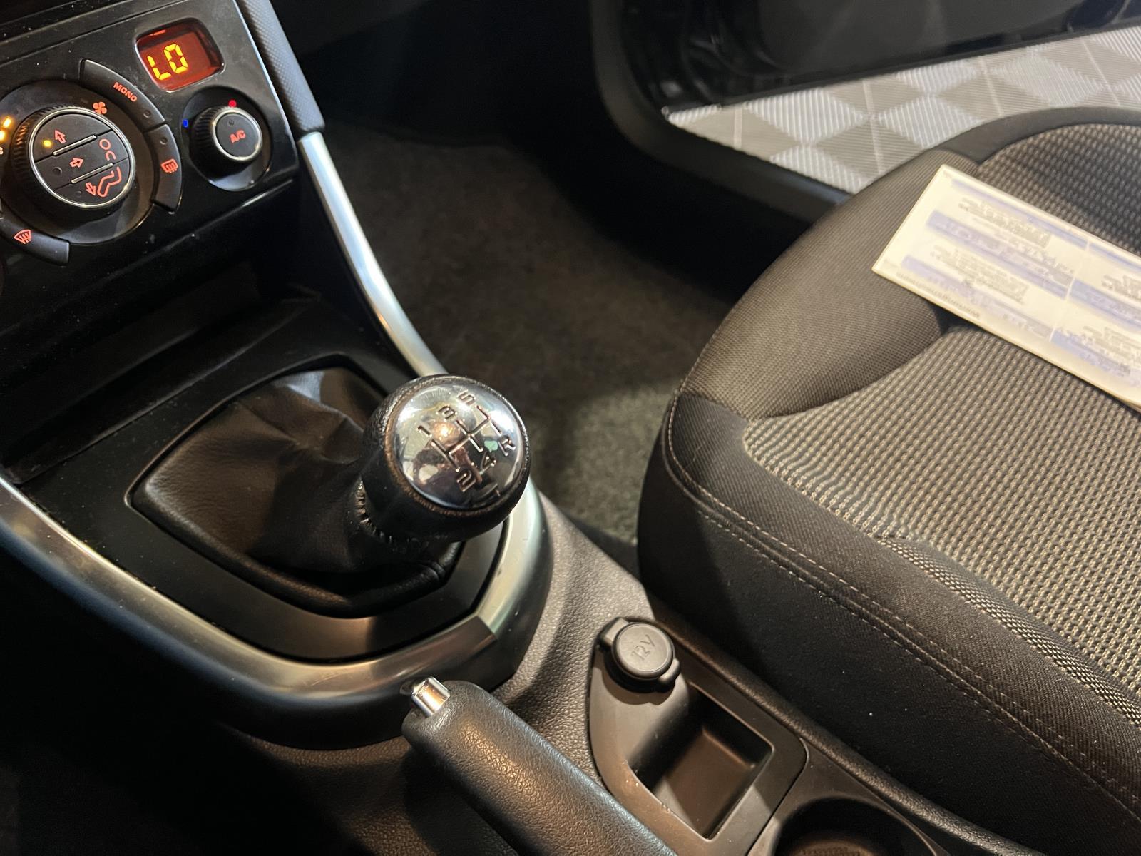 Peugeot | 308 | 1.6 VTi Style | 2013 | 291,659 km | 8XLG93 | No rating
