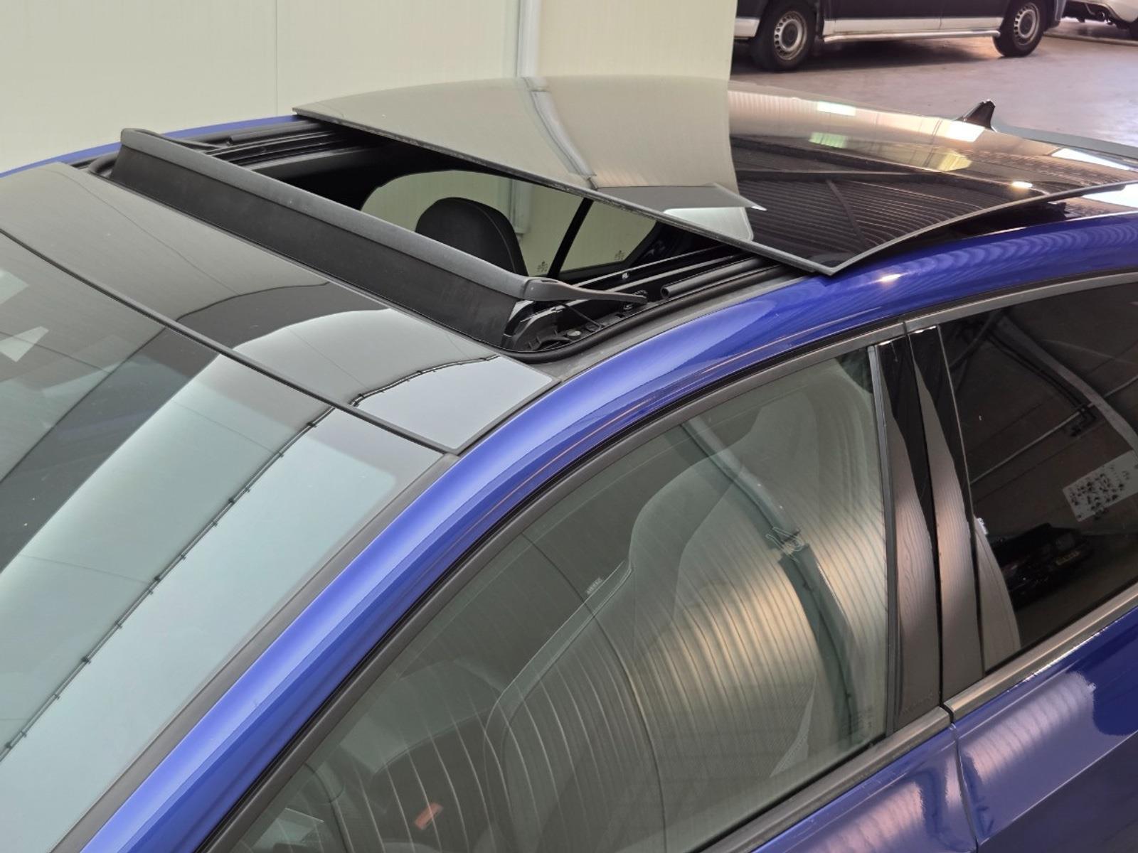 Volkswagen Golf 1.5 eTSI R-Line | 2023 | 105,636 km | Automatic | GJV33B | NAP: No rating