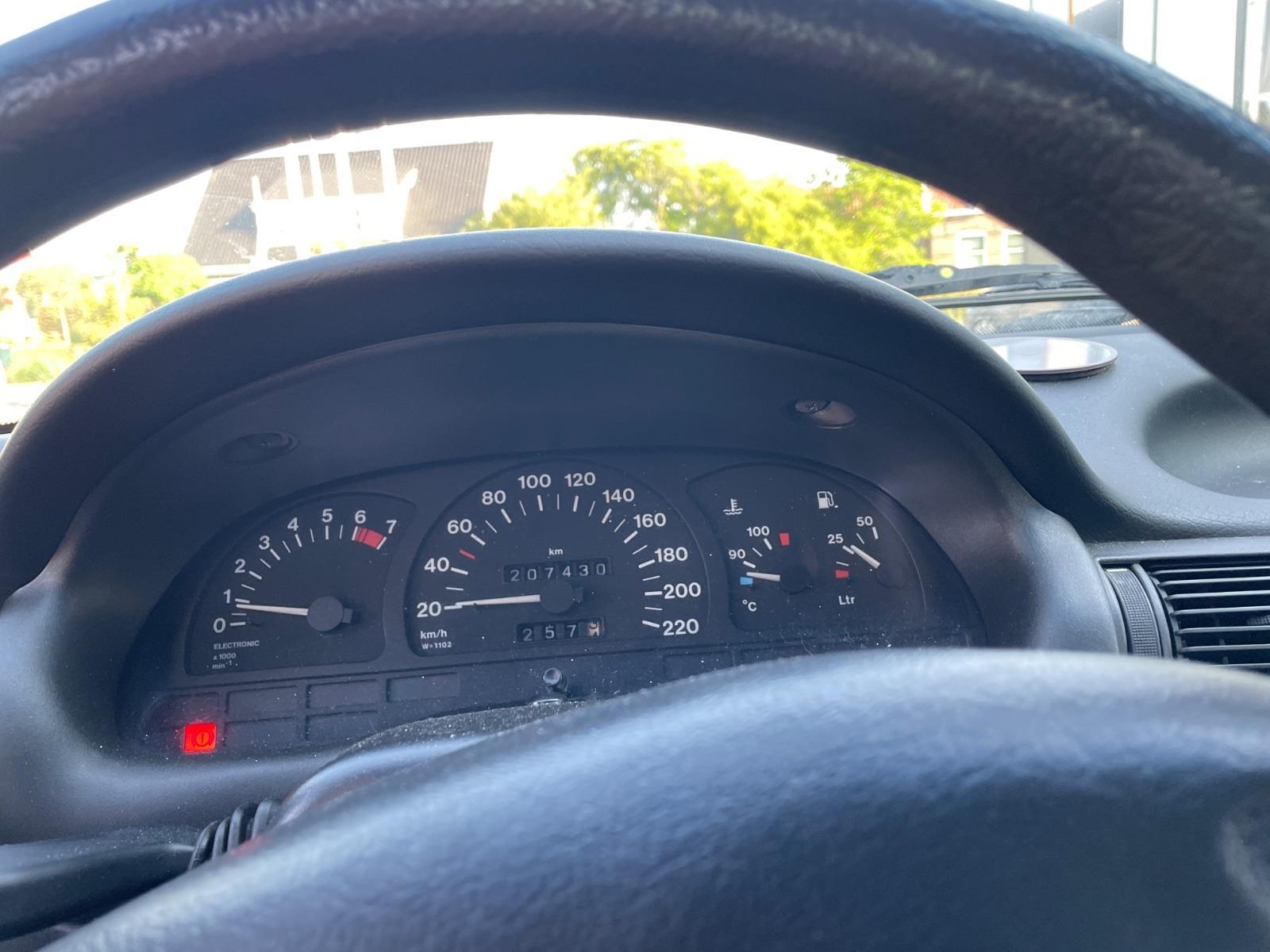Opel Astra 1.6i Sport | 1998 | 207,414 km | TPFV70 | NAP: Makes sense