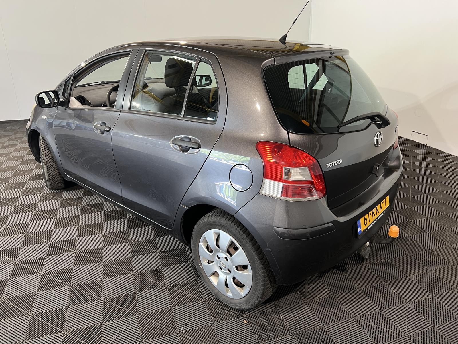 Toyota | Yaris | 1.3 VVTi Comfort | 2011 | 326.246 km | 61RKX7 | Logisch
