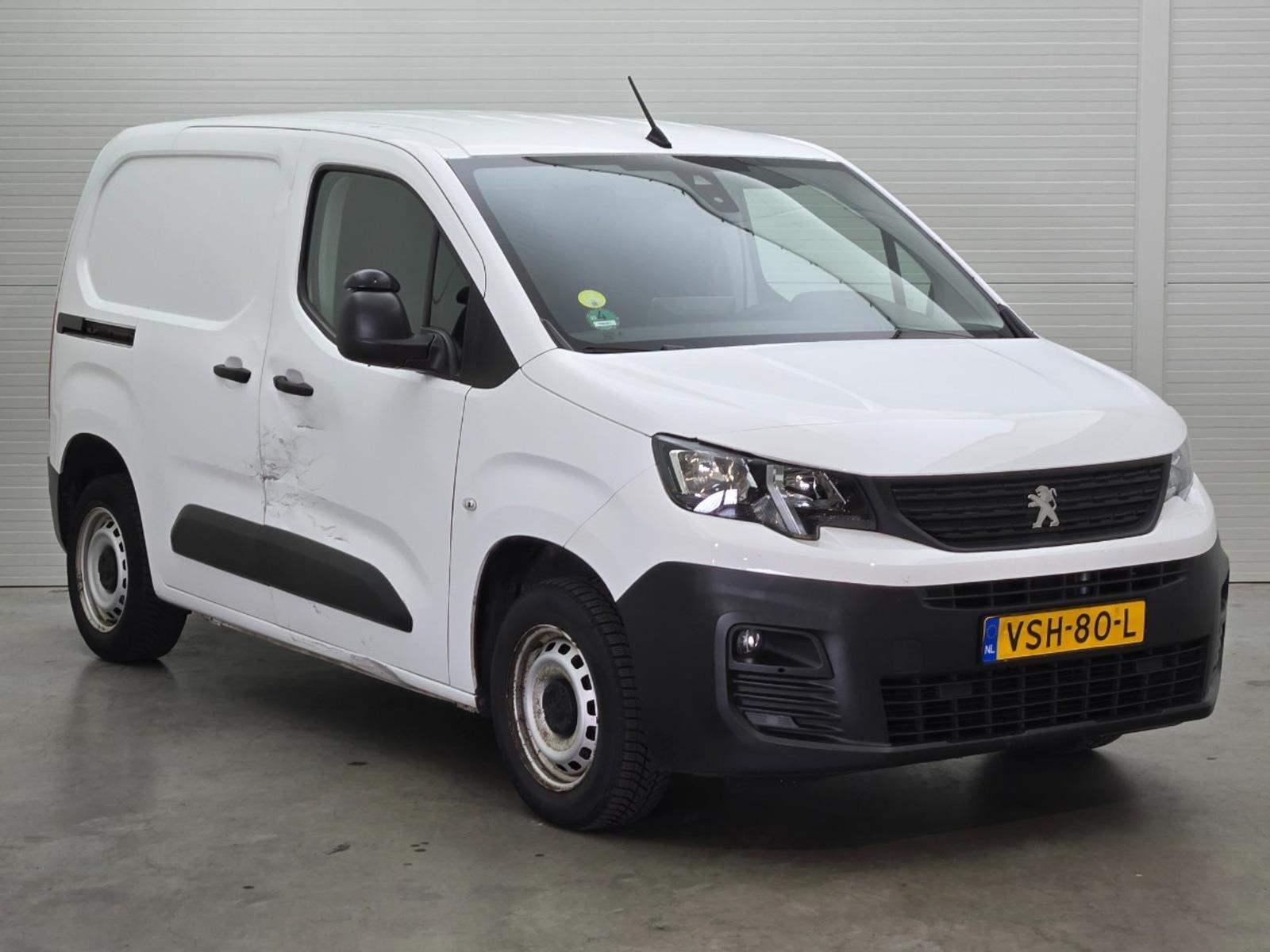 Peugeot Partner 1.5 BlueHDI Premium | 2022 | 183.950 km | VSH80L | NAP: Logisch