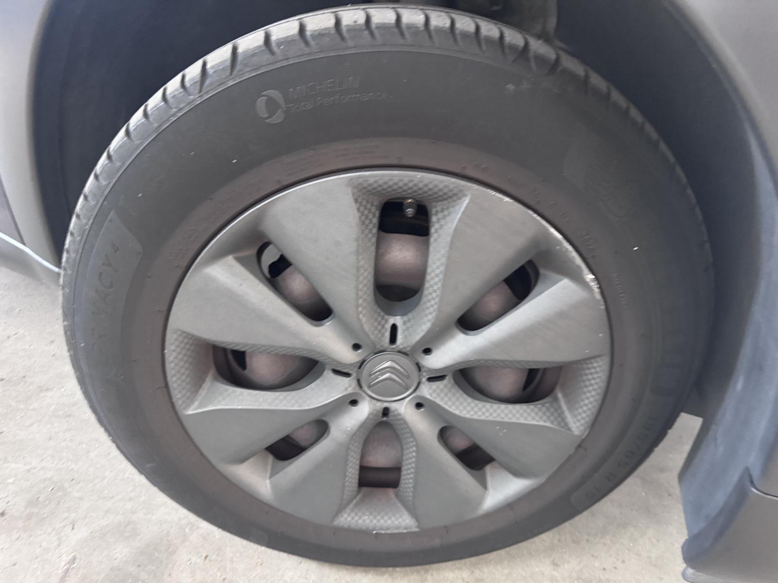 Citroen | C4 Cactus | 1.6 BlueHDi Business | 2015 | 261.953 km | 3ZTK16 | Logisch