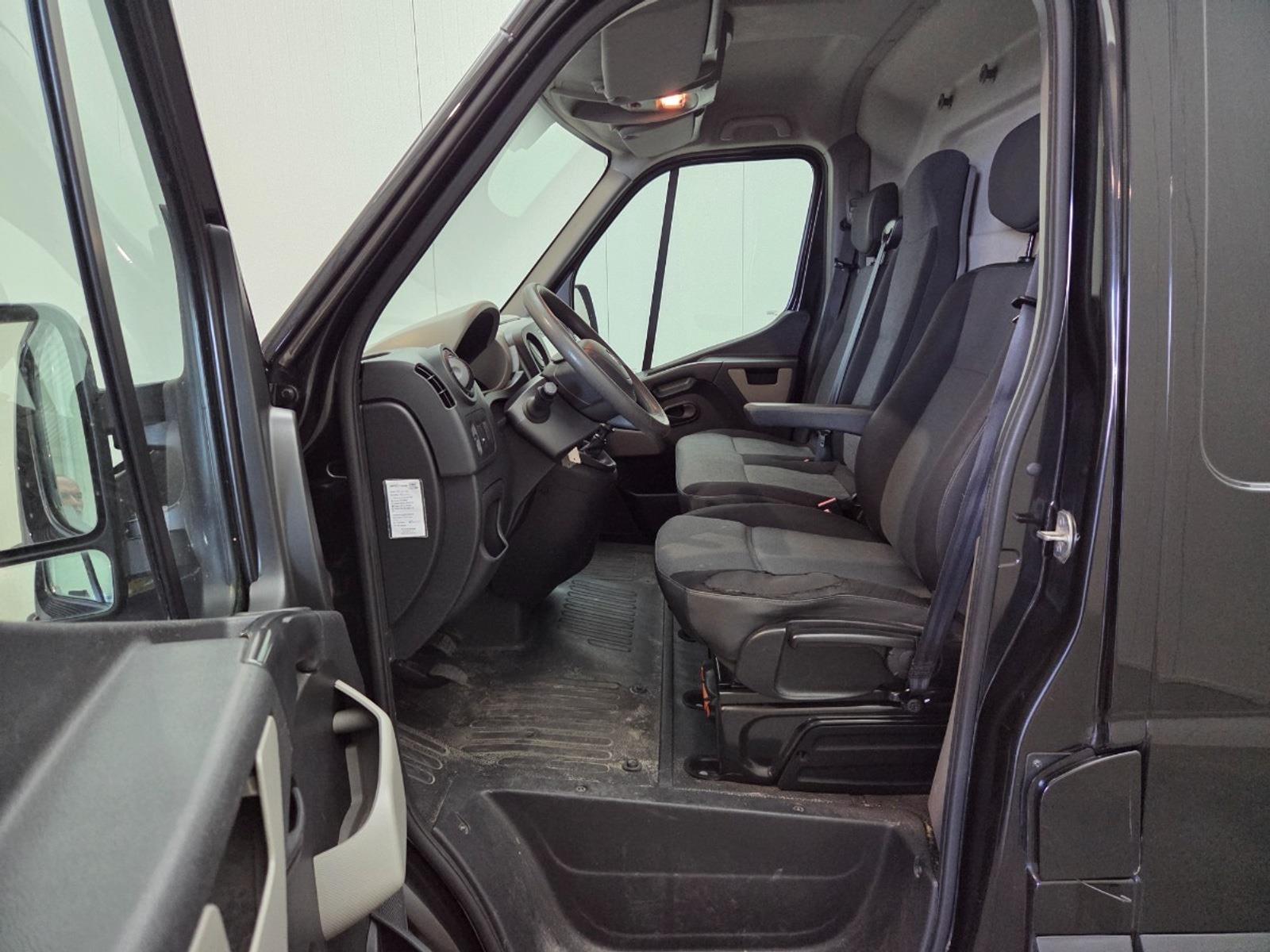 Renault Master T28 2.3 dCi L1H1 | 2017 | 193.226 km | V476DB | NAP: Logisch