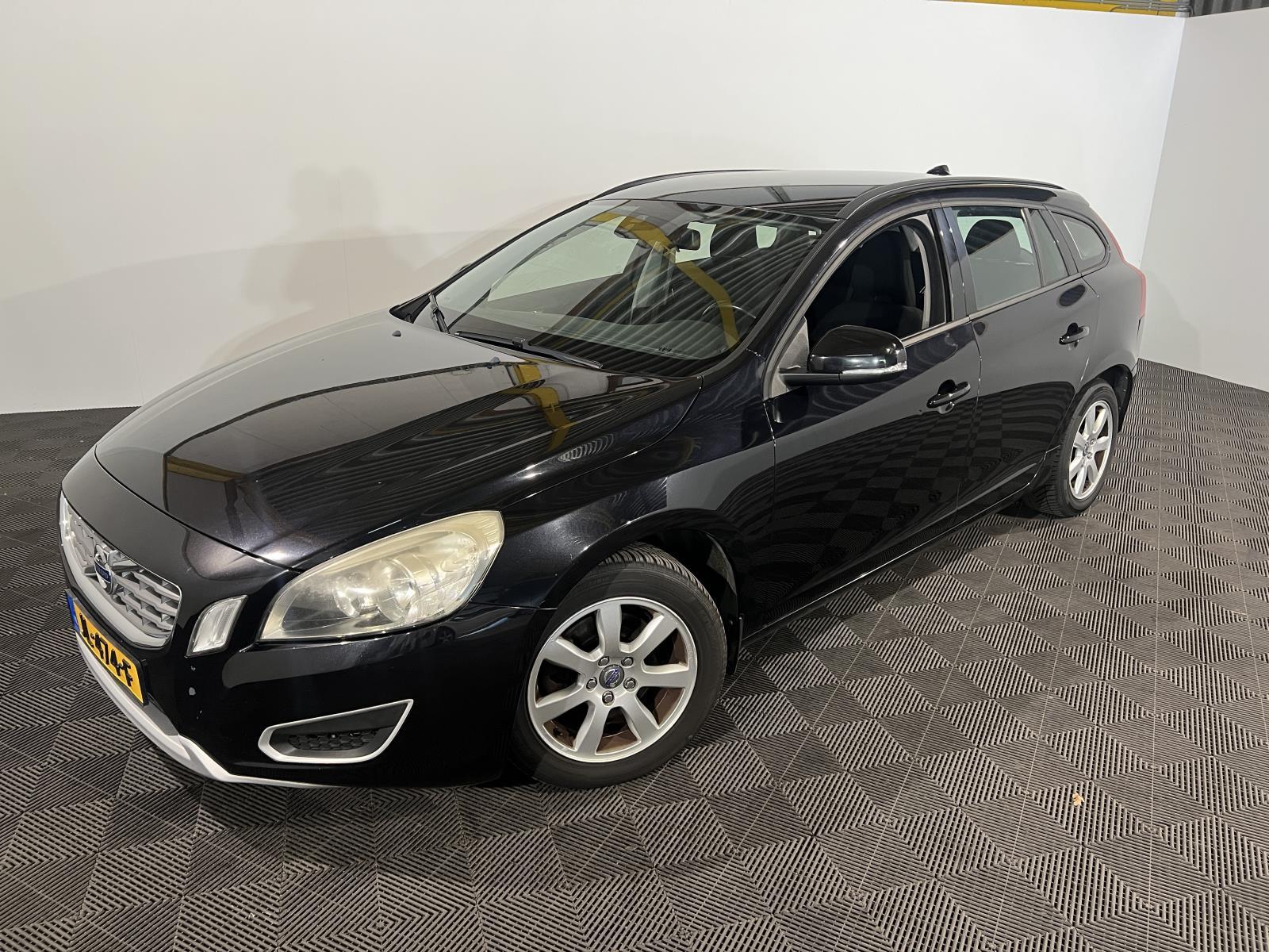 Volvo | V60 | 1.6 DRIVe Momentum | 2012 | 313,585 km | JL474F | No rating
