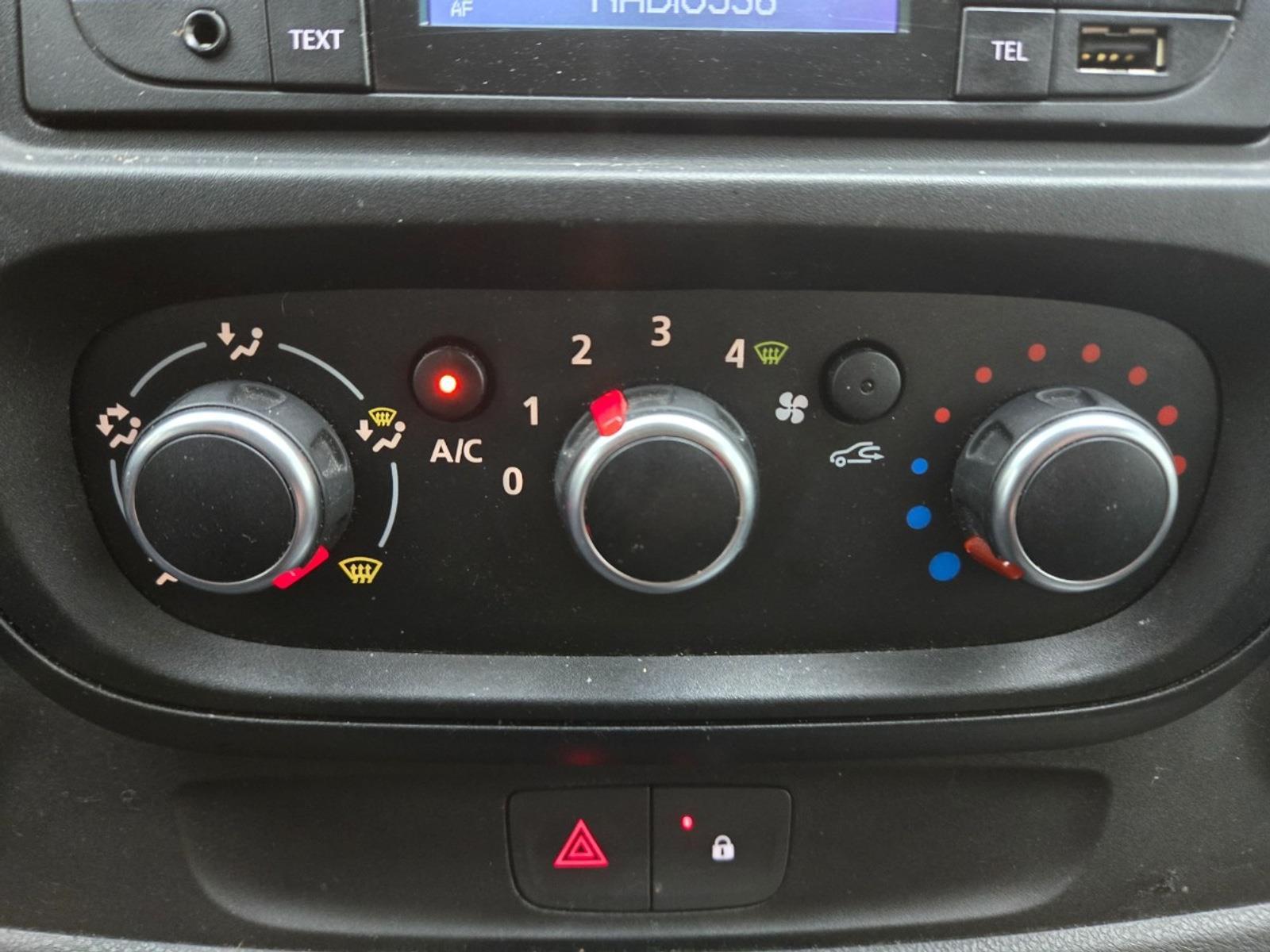Renault Trafic 1.6 dCi T29 L2H1 Comfort Energy | 2019 | 132.093 km | VDG81X | NAP: Logisch