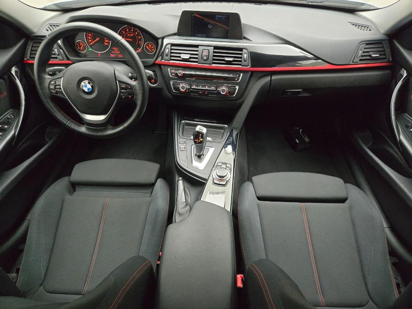 BMW 3-serie 316i Business | 2016 | 39.817 km | Automaat | JR303F | NAP: Logisch