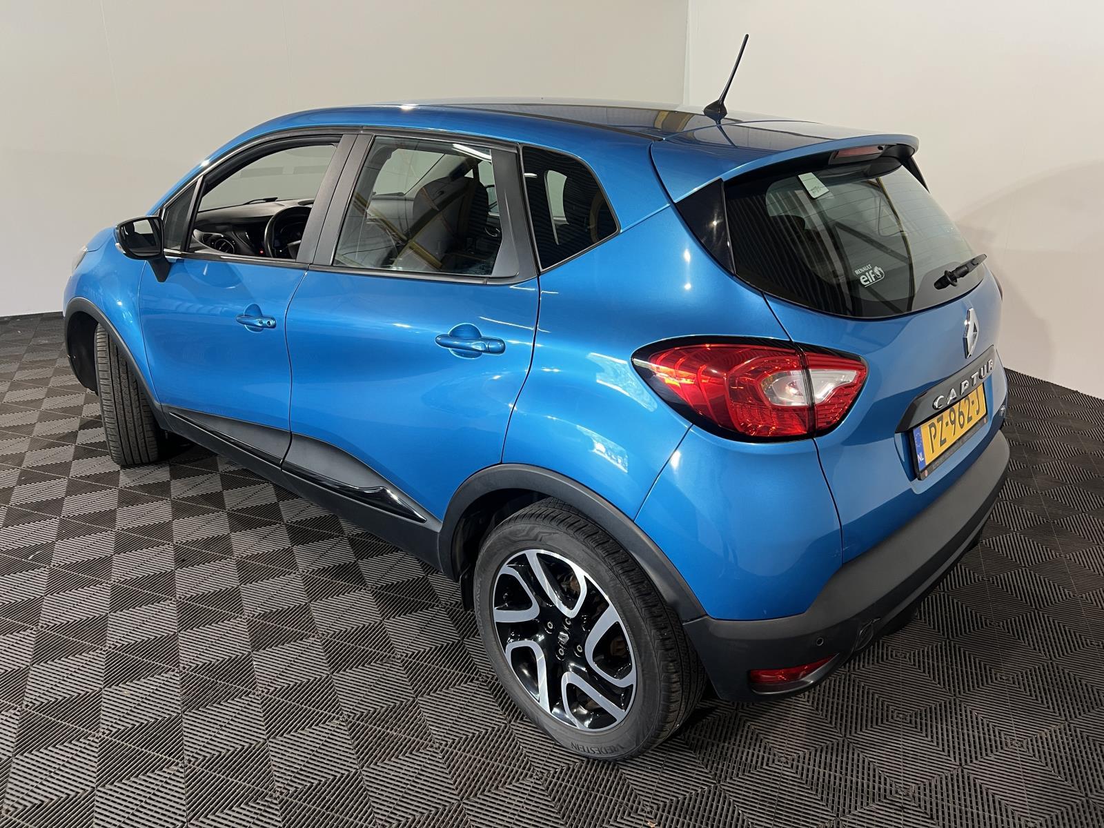 Renault | Captur | 0.9 TCe Dynamique | 2013 | 141,470 km | PZ962J | No rating