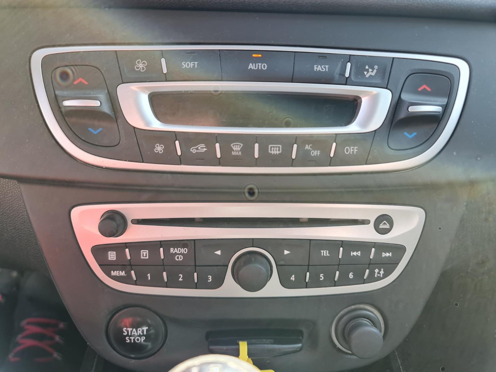 Renault Mégane 1.4 TCe Bose | 2012 | 224,181 km | 85TTZ3 | NAP: Makes sense