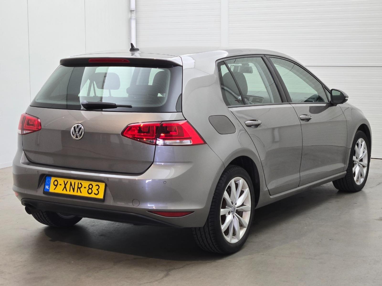 Volkswagen Golf 1.6 TDI Highline | 2014 | 202,590 km | Automatic | 9XNR83 | NAP: Makes sense