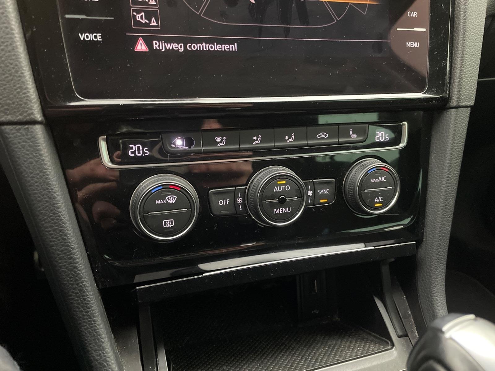 Volkswagen Golf 2.0 TDI Highline Business R | 2019 | 183.707 km | Automaat | Z403NZ | NAP: Geen oordeel