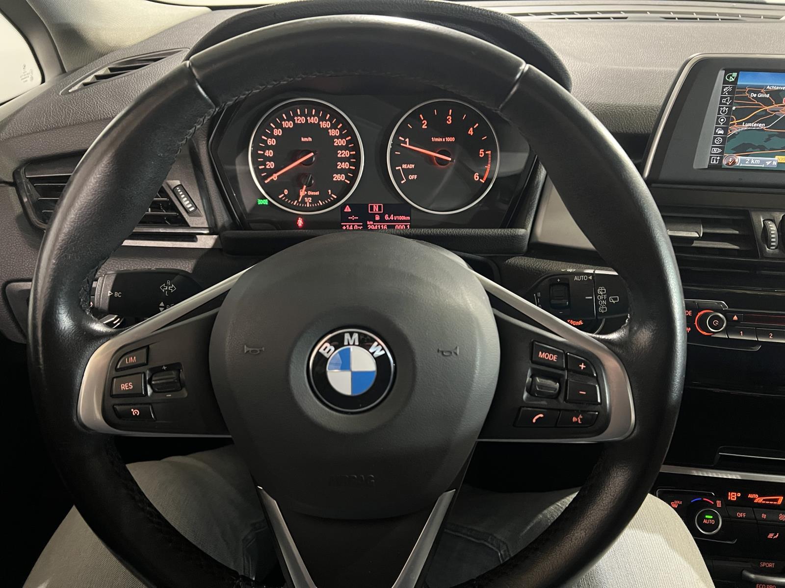 BMW | 2-serie Active Tourer | 218d Executive | 2014 | 294.116 km | 7XPR18 | Logisch